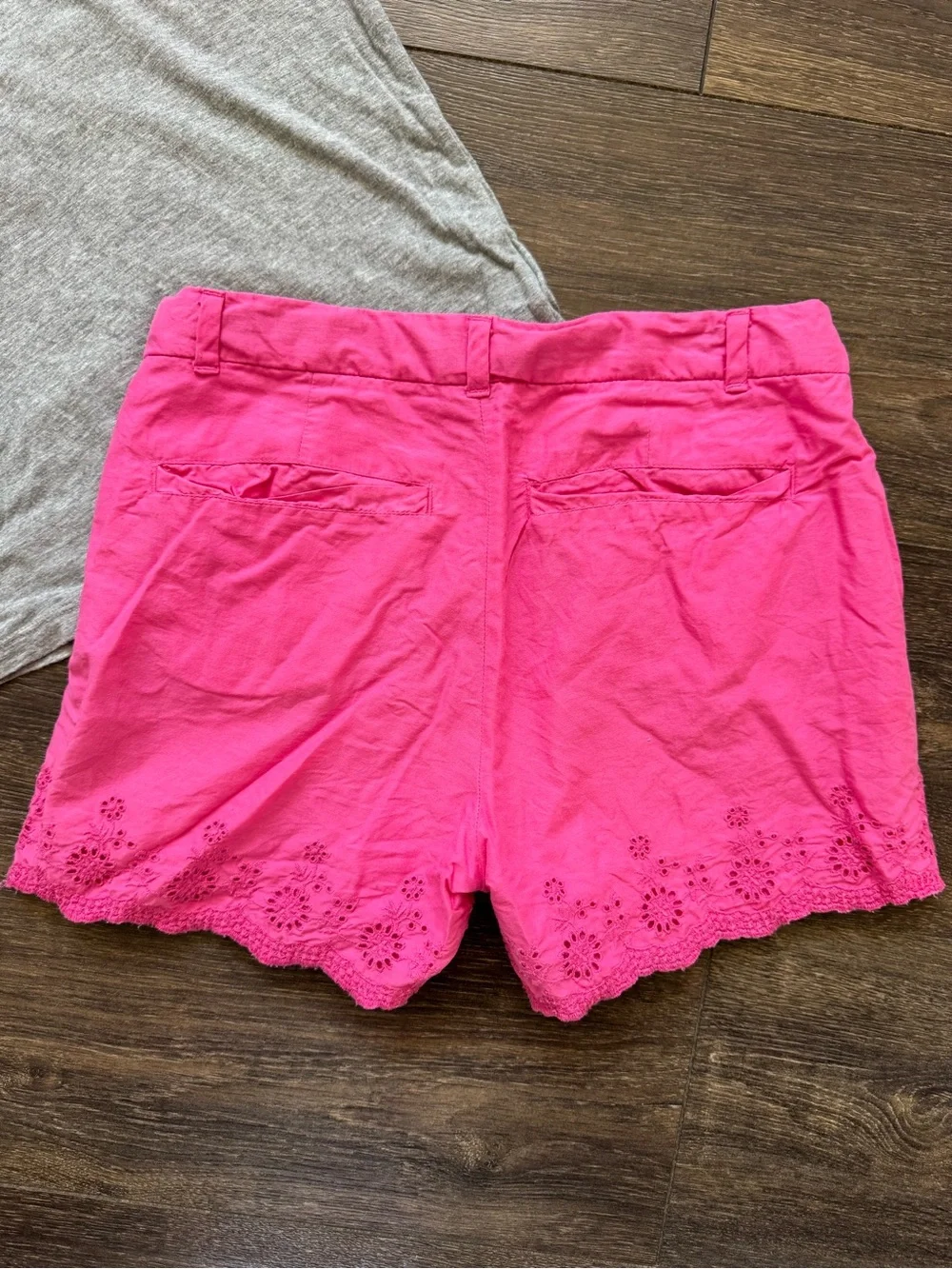 SET OF 2 GapKids Girls 12 XL Floral Logo Tee Pink Eyelet Shorts 2 Piece Outfit